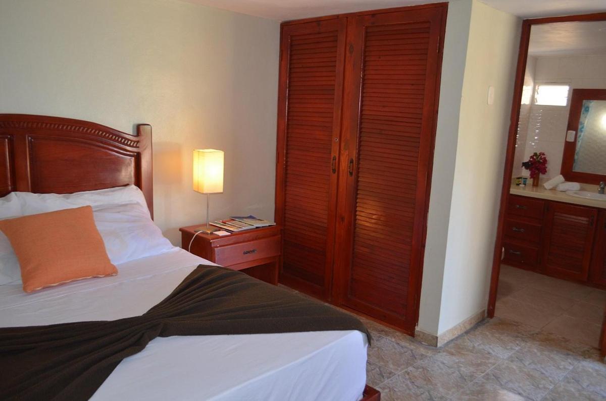 Hotel La Saladilla Bleach Club Barahona Екстер'єр фото